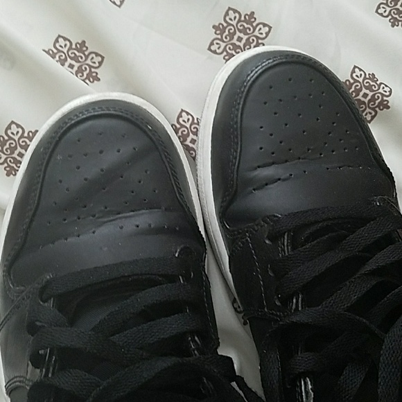 Jordan 1s - Picture 3 of 3